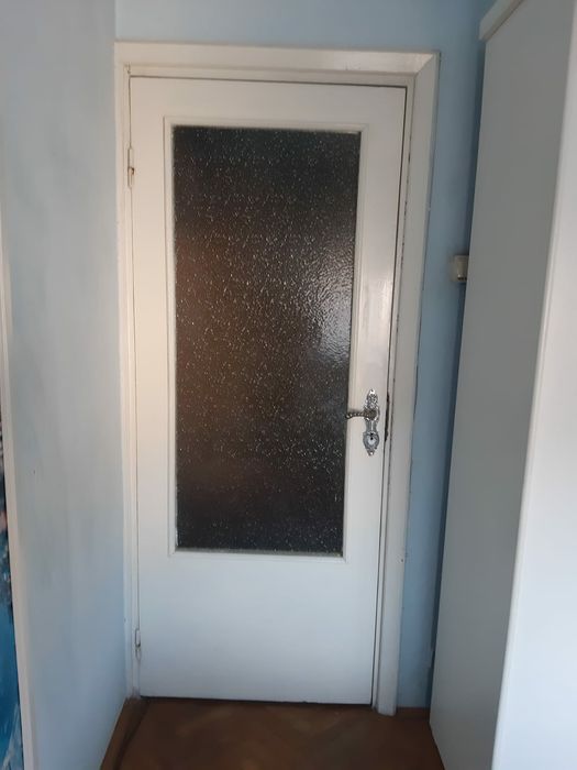 Usi de vanzare de 90 si 80