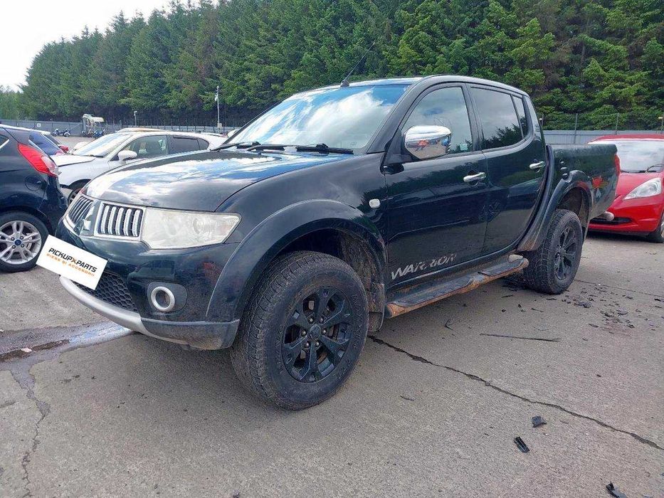 Dezmembrez Mitsubishi L200 2.5 Diesel 2012