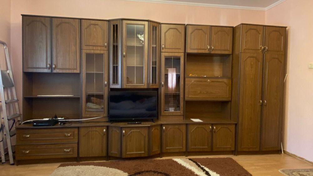 Mobilă de sufragerie