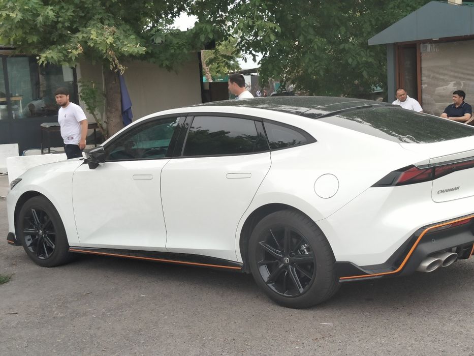 CHANGAN UNI-V 2025 год 1.5-турбо