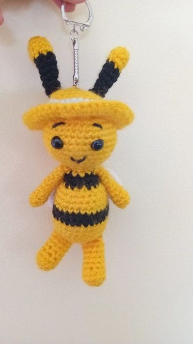 Albinuta breloc lucrata manual