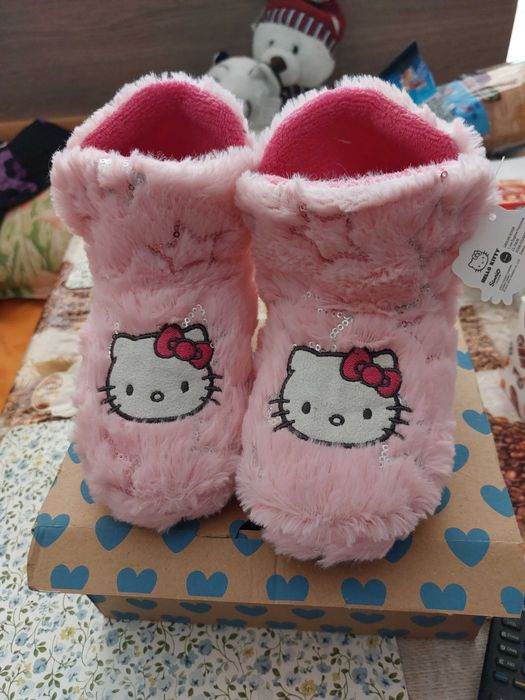 Hello Kitty уникални ботушки пантовки