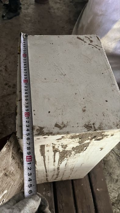 Сейф продам. Размер на фото.