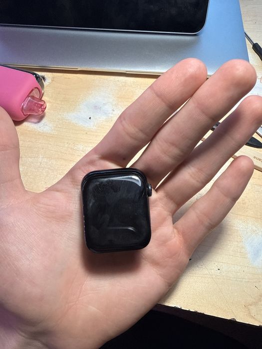 Apple watch se 2  , на детали