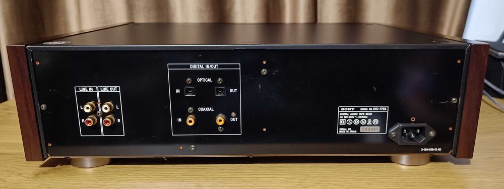 Sony CDP-227ESD cd player 2x Philips TDA 1541 dac