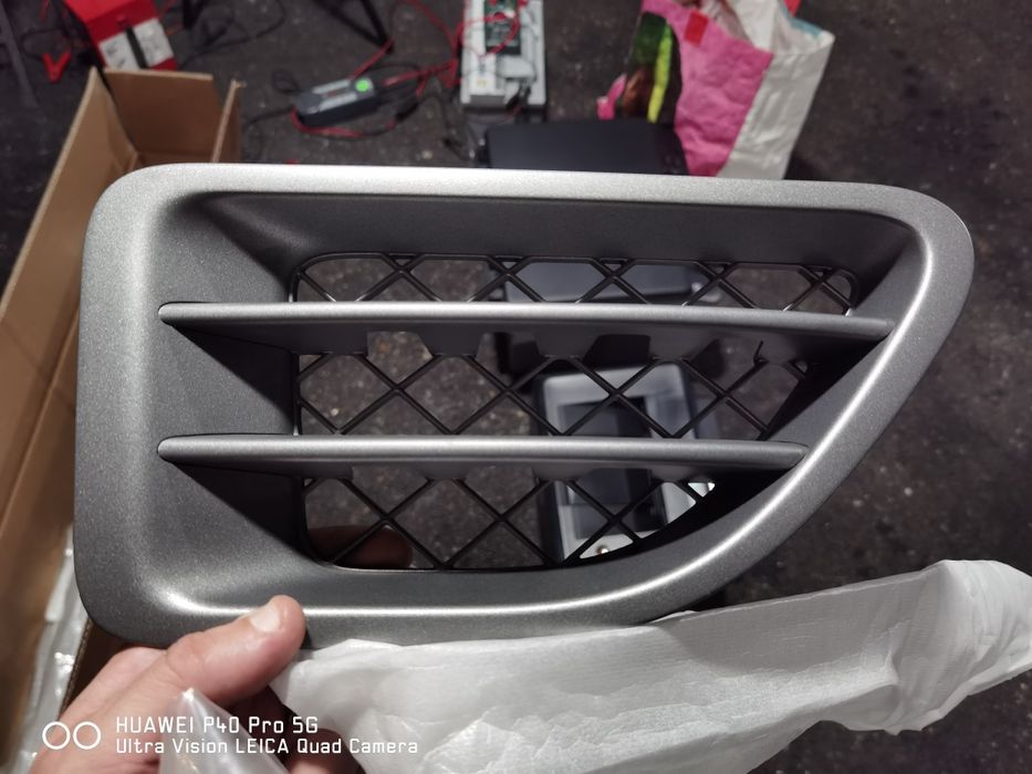 Grile Range Rover Sport ca noi 2005 - 2013