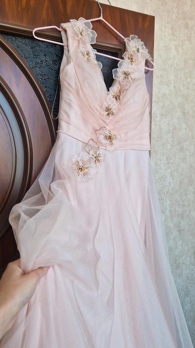 Платье выпускное, вечернее