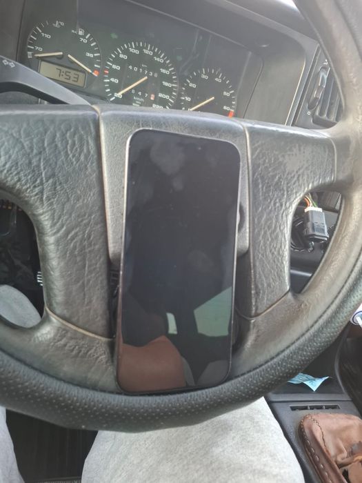 Продам Iphone 16 pro max 256gb