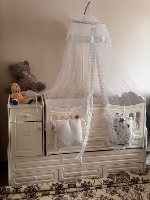 Детская кровать белая,для девочек и мальчиков