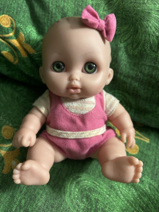 кукла с качелями