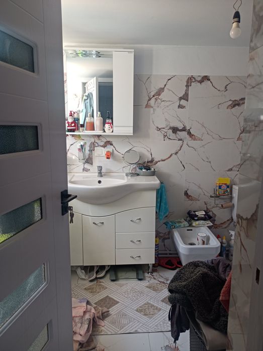 Casa mobilata cu pivniță plus anexe  renovata recent