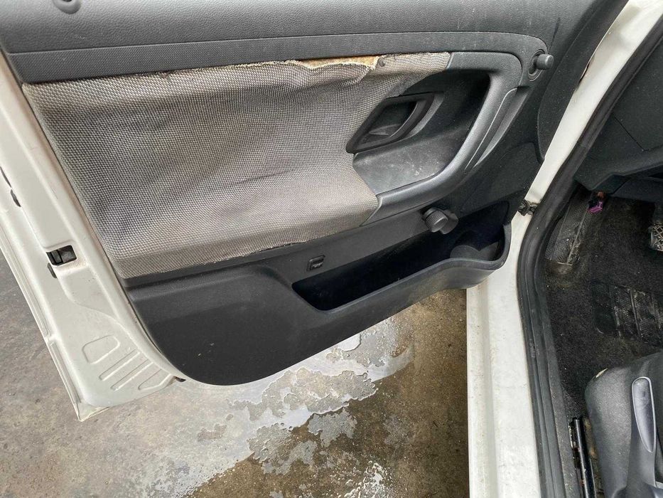 dezmembrez skoda fabia 1.2 cod motor CHFA/far fabia 2/capota fabia 2