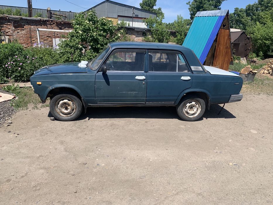 Продам ваз 2107 по запчастям разбор