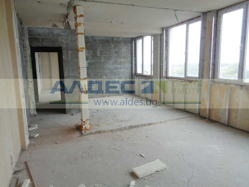 Продава промишлено помещение в Казичене!