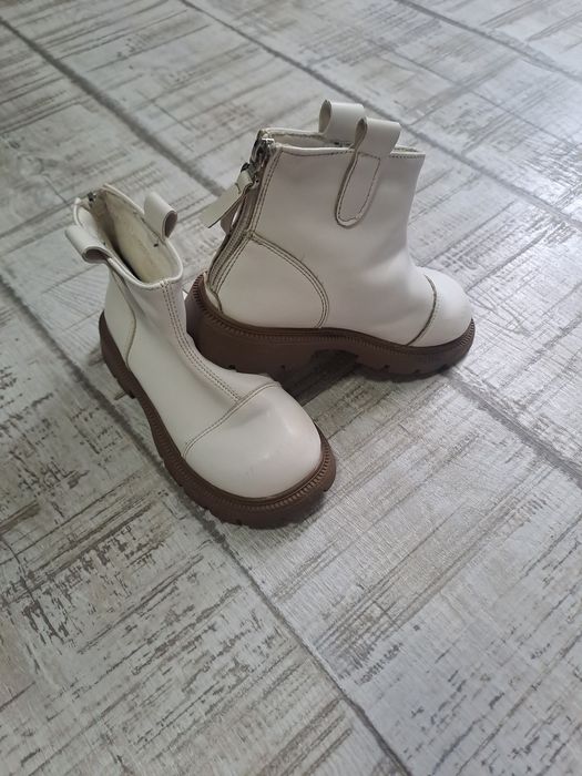 Детская обувь для девочки