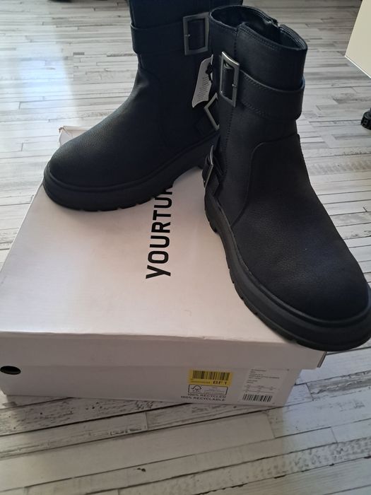 Ghete damă Yourturn! Mărimea 38!Noi!