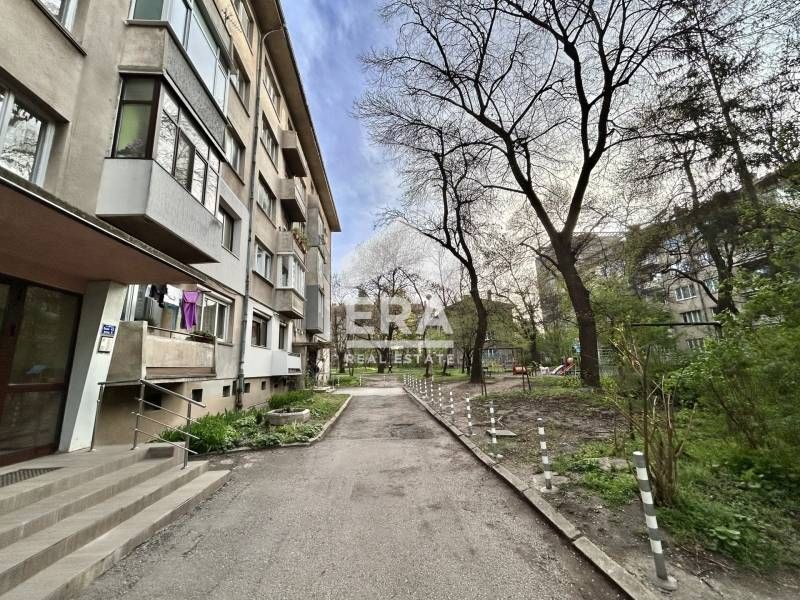 Дава се под наем Двустаен апартамент в София, Яворов - 55 кв.м за 498.27 € - Снимка #7