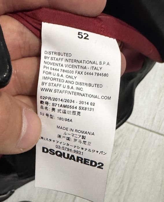 Geaca piele Dsquared marimea 52