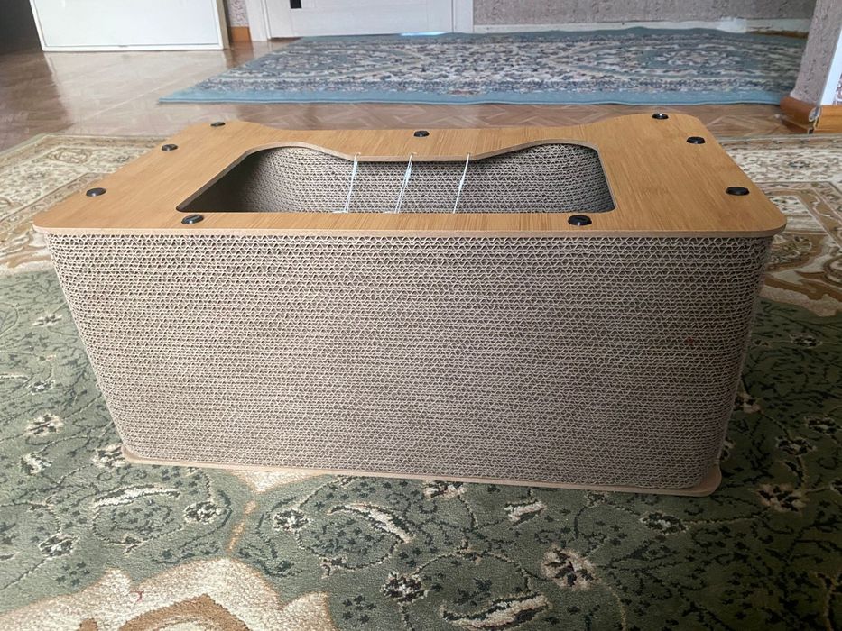 Кошачья лежанка/игрушка