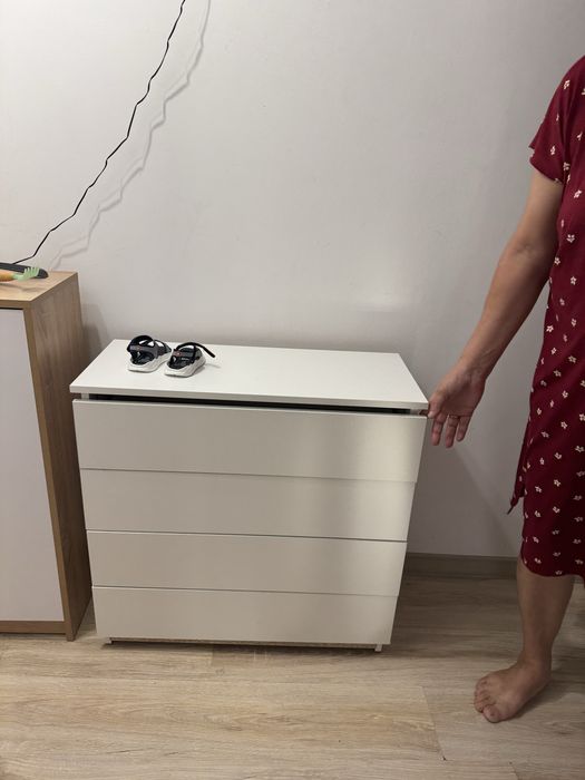 Продается шкаф обувной
