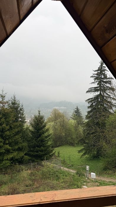 Casă Cabană A Frame la Munte de Vanzare 110 mp – Teren 1000 mp – Podul Dâmboviței (Culoarul Rucăr-Bran)