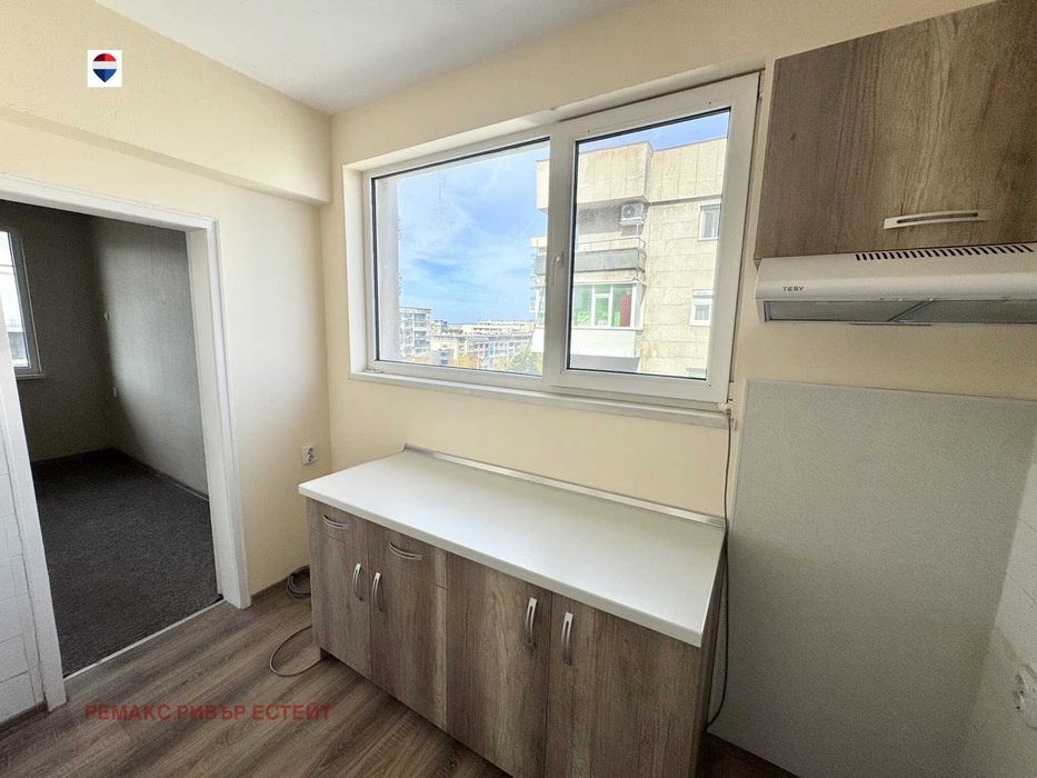 Продава се Тристаен апартамент в Русе, Широк център - 87 кв.м за 1425 €/кв.м - Снимка #3