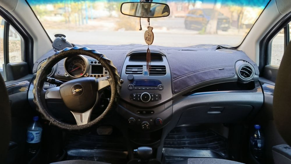 Spark moshina sotiladi