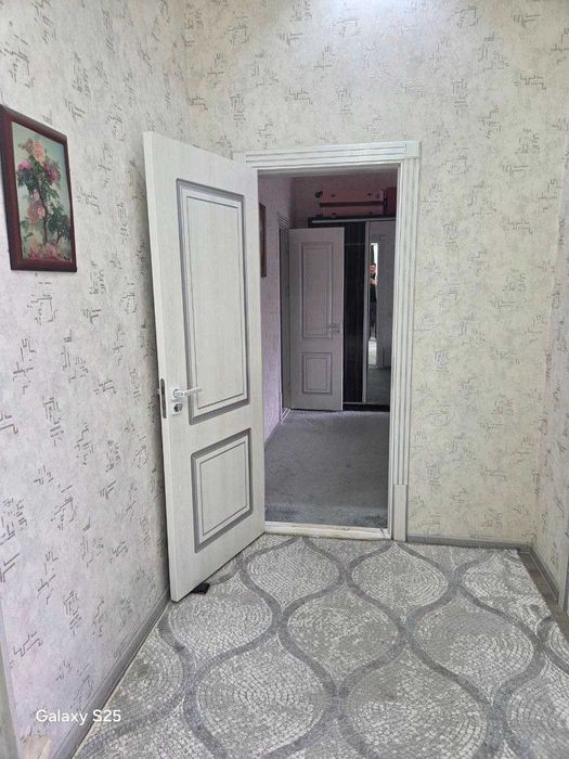 продаю дом в г Джизаке 5 соток.