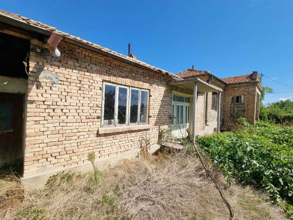 Продава се Къща в с. Млада гвардия, Област Варна - 2486 кв.м за 23 €/кв.м - Снимка #2