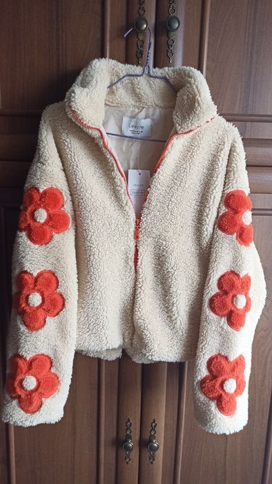 Весенние женские куртки