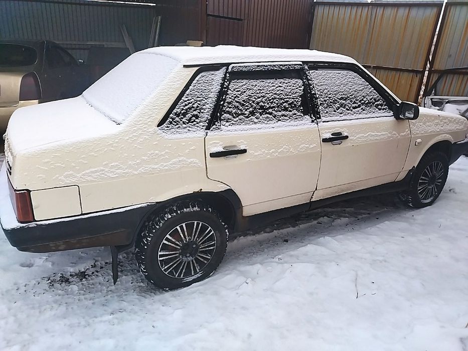 продам ваз 21099