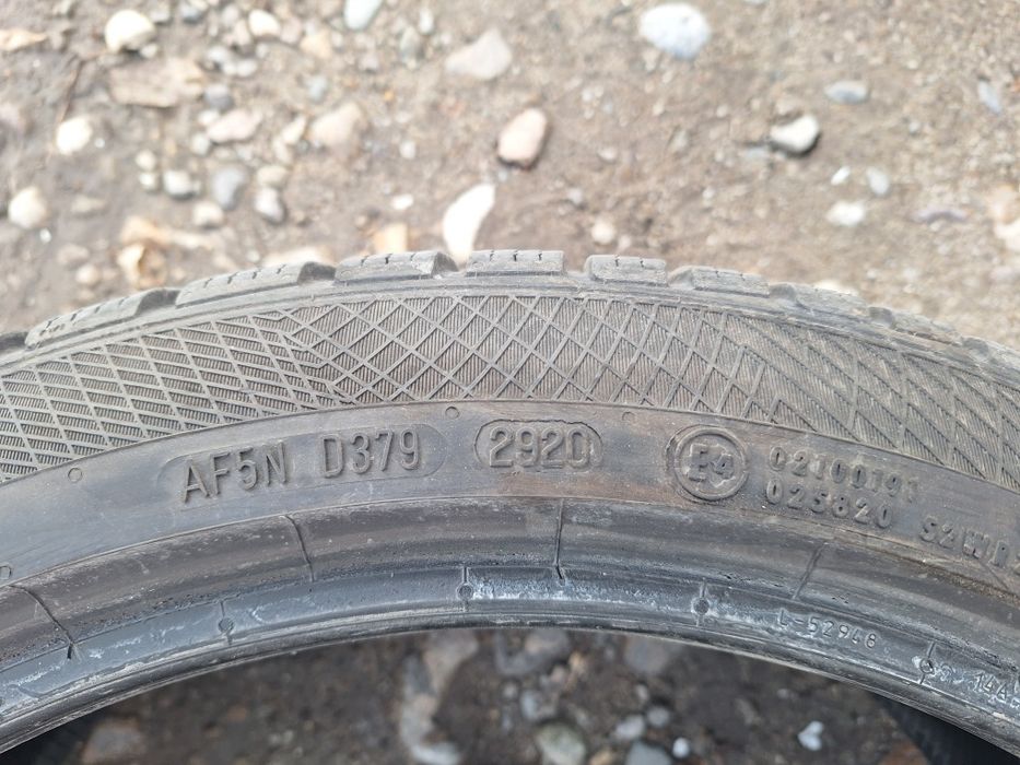 225 40 18 Continental winter 2броя