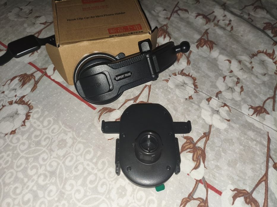 Держатель в машину для телефона