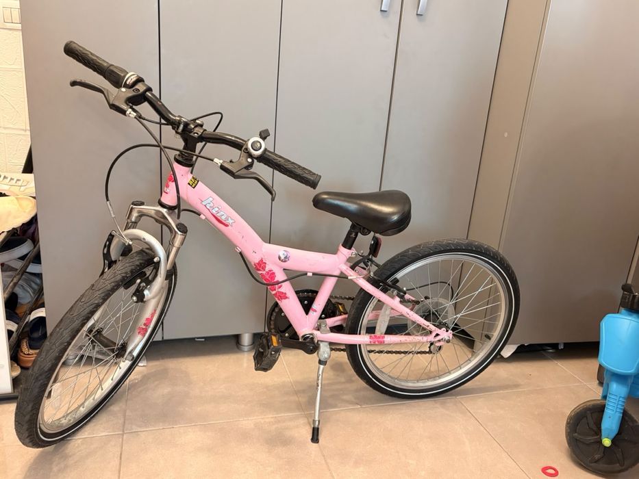 Bicicleta fetite  KINX apollo 6-10 ani 20 inch