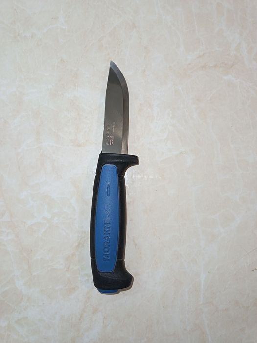 Продам универсальный нож. Мора