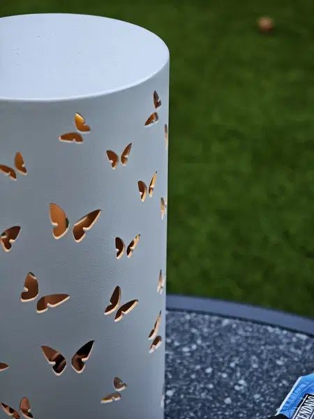 Veioza cu fluturași pentru camera copil