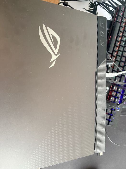Игровой нотбук!! ROG STRIX!!