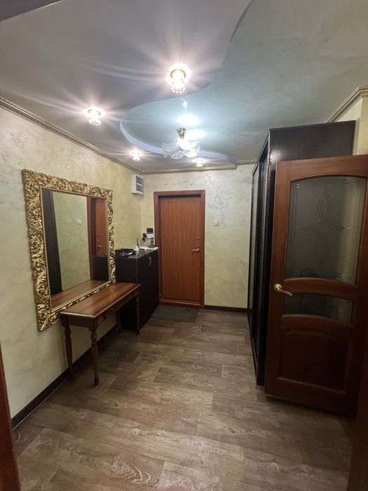 Продается 3 комнатная квартира