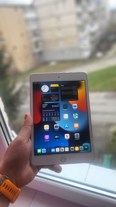 Ipad Mini 4 pentru piese!!!