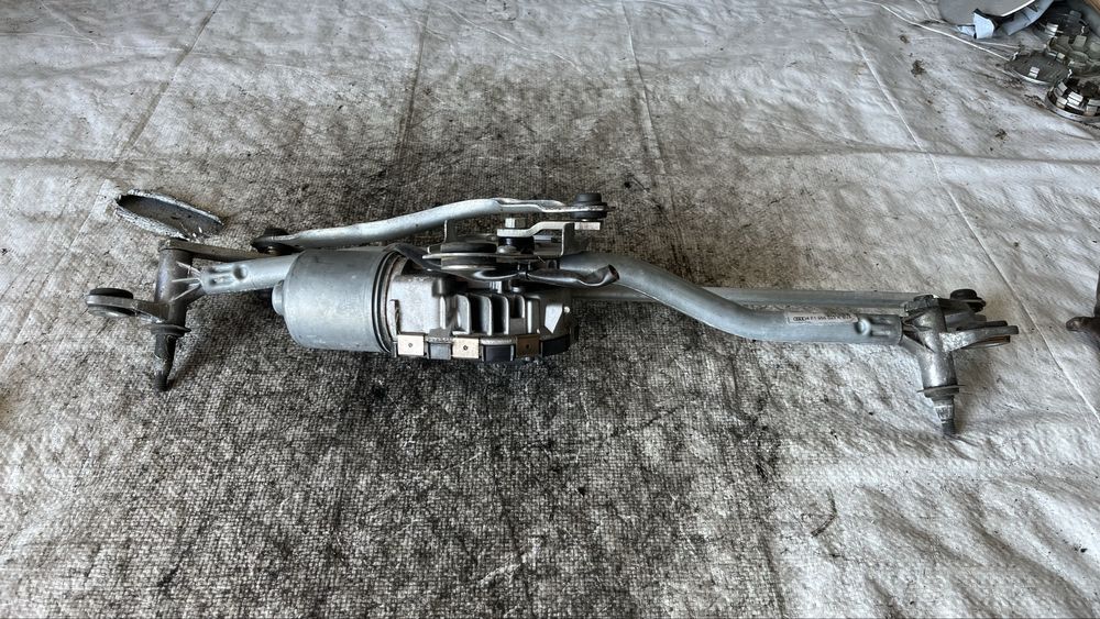 Audi A6 2005- механизъм чистачки