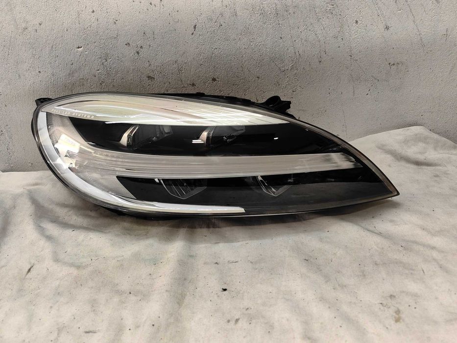 Оригинален фар Волво В40  Volvo V40  Full Led