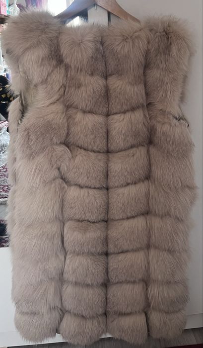 Шуба бежевого цвета