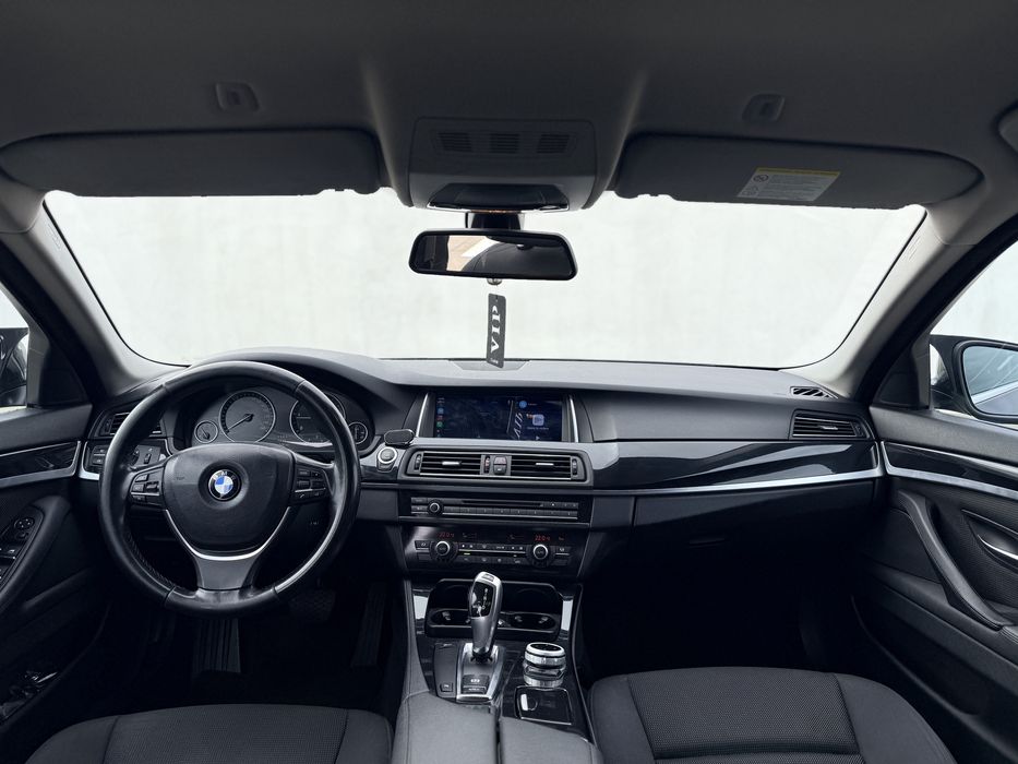 BMW F10 520D / 2011 / Automat