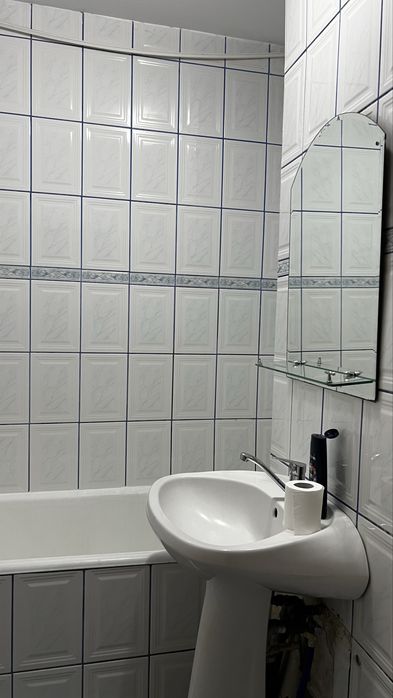 Inchiriez apartament 3 camere, Frigocom, Bdv Timisoara