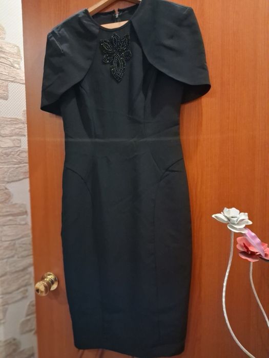 Платье вечернее.