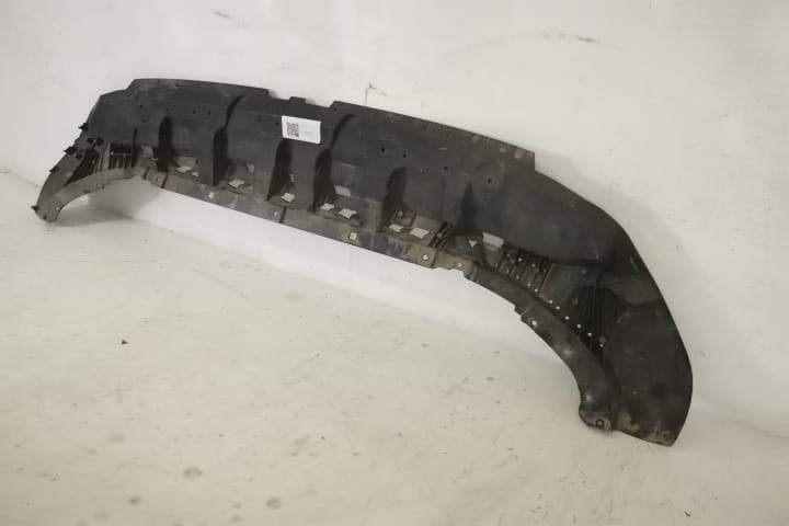 Scut Bara Fata Deflector Pietre Original In Stare Buna Audi Q8 1 2018