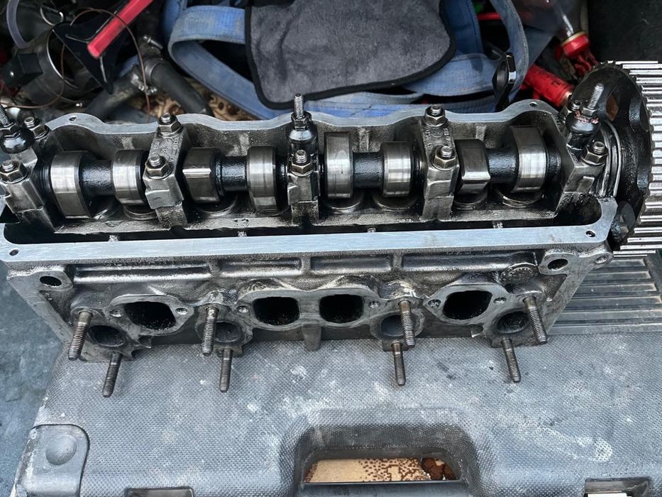 Продам головку на ауди