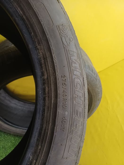 Шины 275/40 R19 пара