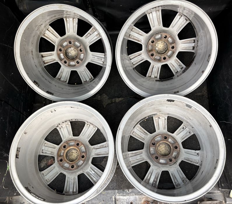 Оригинални алуминиеви джанти за Audi 5x112 16