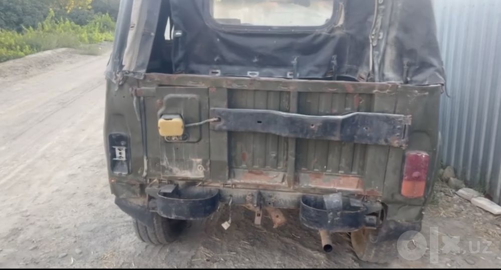 Uaz Erdua mator yurib turgan